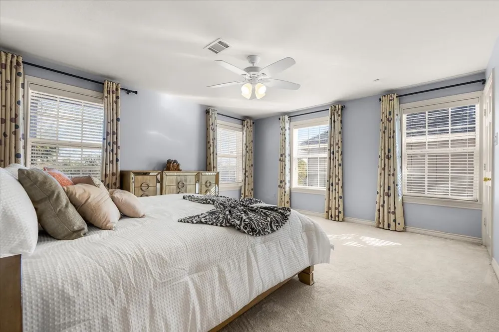 8248 Meadowbrook Drive Fort Worth, TX 76120