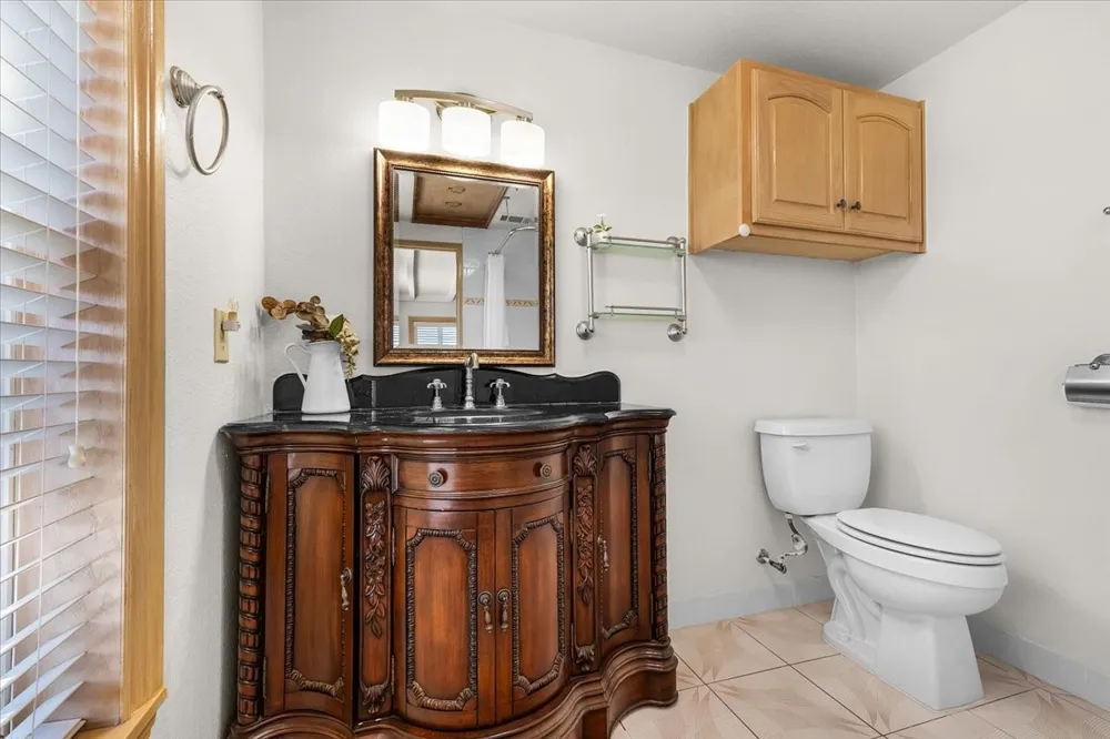8248 Meadowbrook Drive Fort Worth, TX 76120