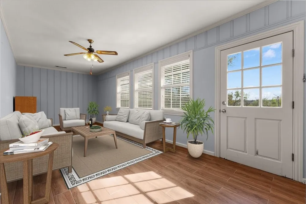 8248 Meadowbrook Drive Fort Worth, TX 76120