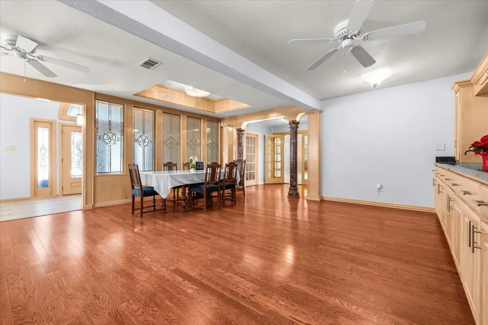 8248 Meadowbrook Drive Fort Worth, TX 76120