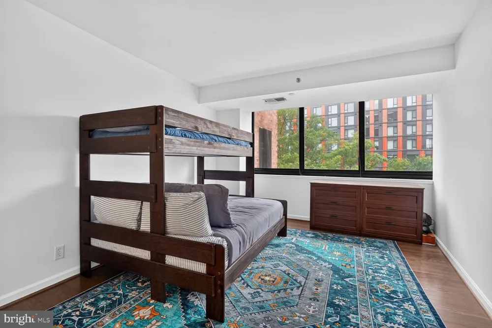 1805 CRYSTAL DRIVE #503S Arlington, VA 22202