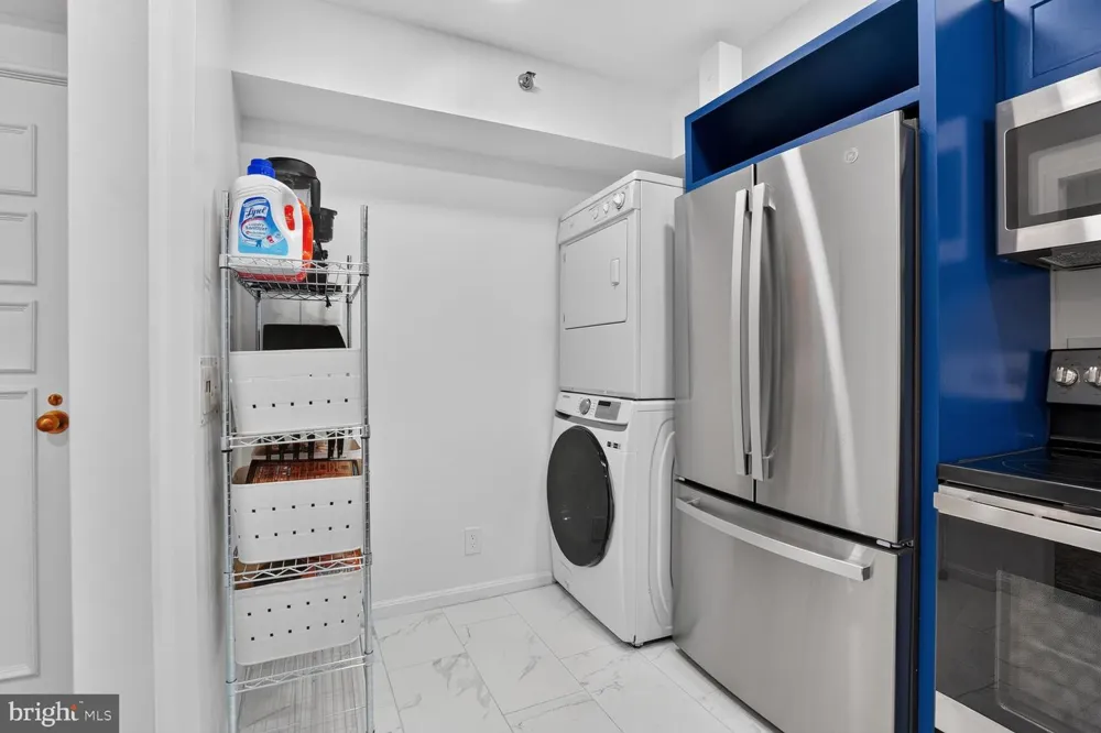 1805 CRYSTAL DRIVE #503S Arlington, VA 22202