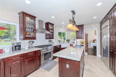 5505 Green Hollow Lane