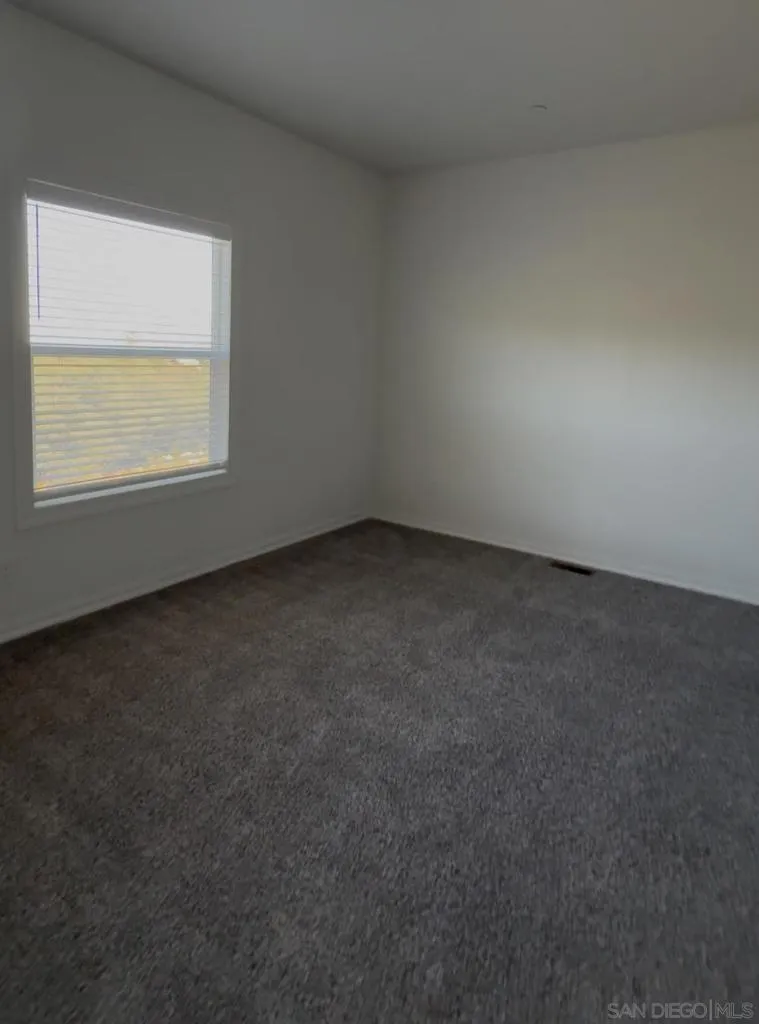 22815 Illahee Dr. Alpine, CA 91901