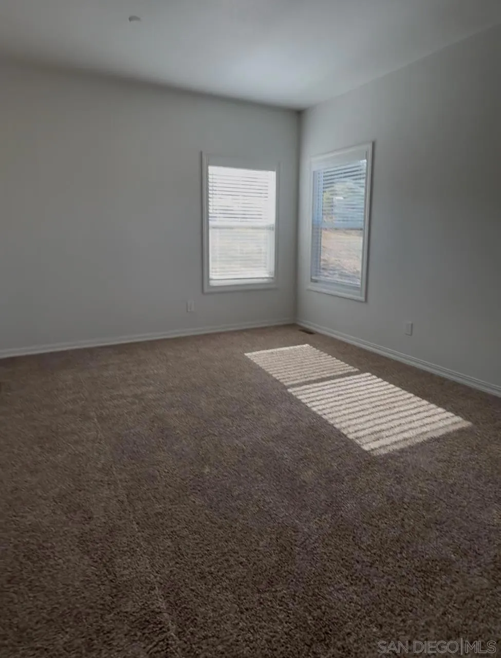 22815 Illahee Dr. Alpine, CA 91901