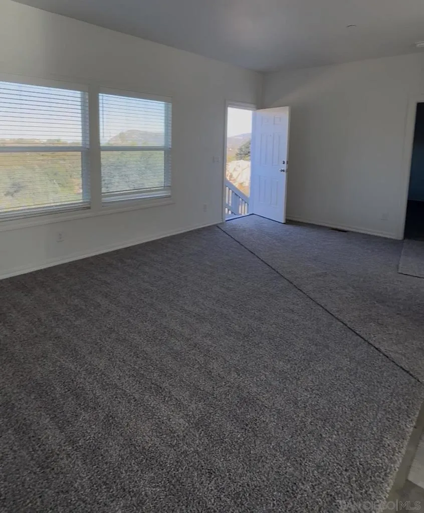 22815 Illahee Dr. Alpine, CA 91901
