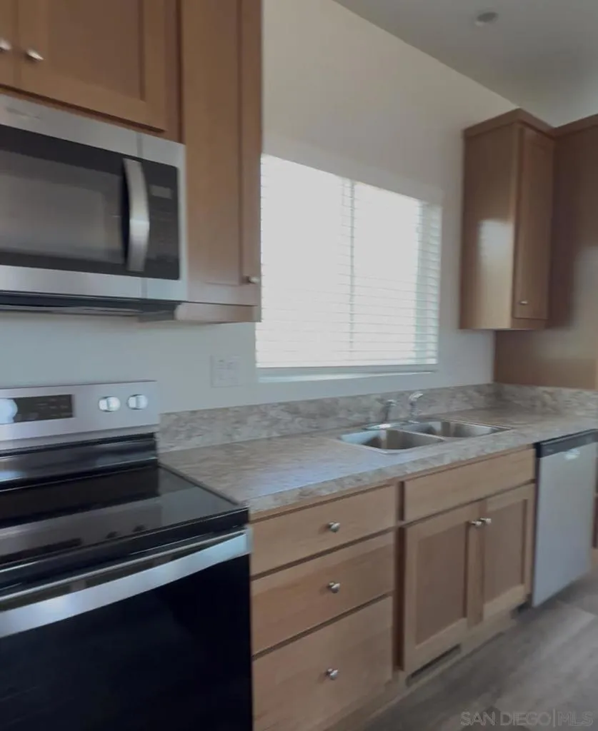 22815 Illahee Dr. Alpine, CA 91901