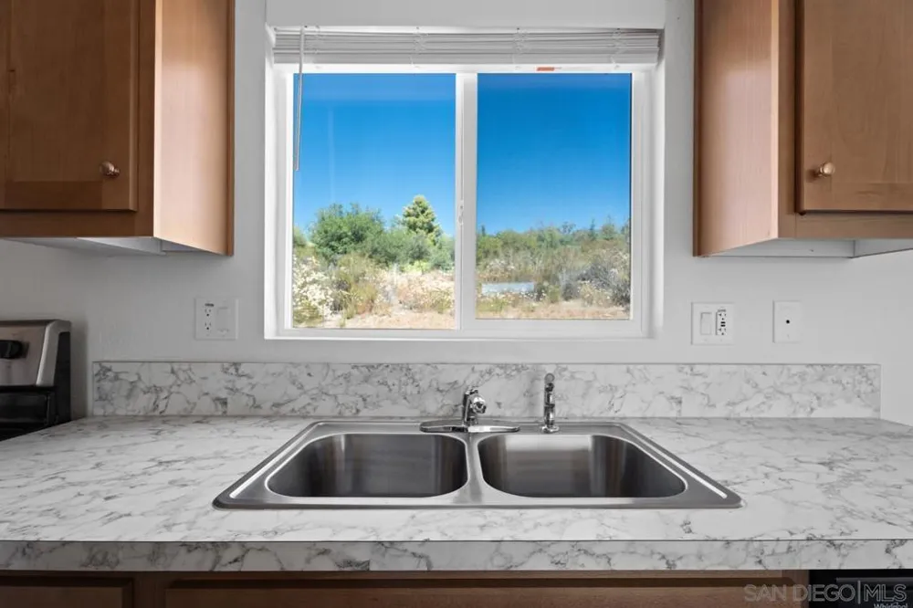 22815 Illahee Dr. Alpine, CA 91901
