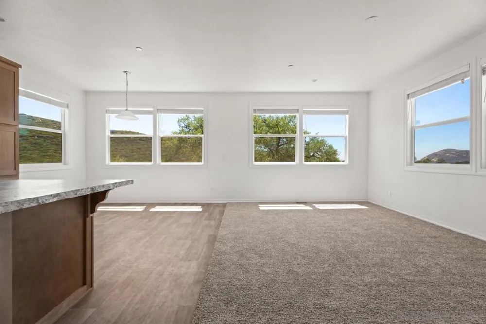 22815 Illahee Dr. Alpine, CA 91901