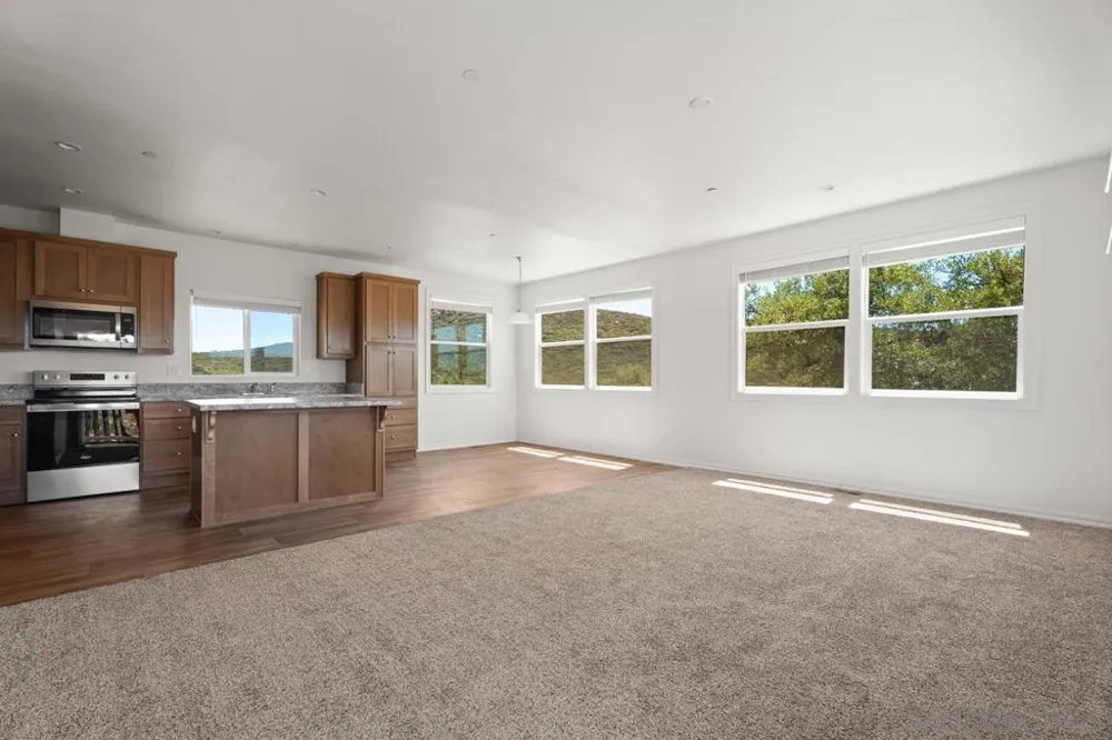 22815 Illahee Dr. Alpine, CA 91901