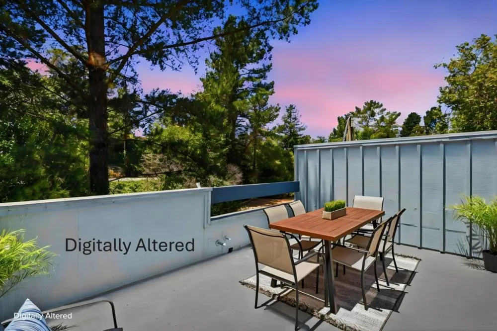 2052 Wharf Road Capitola, CA 95010