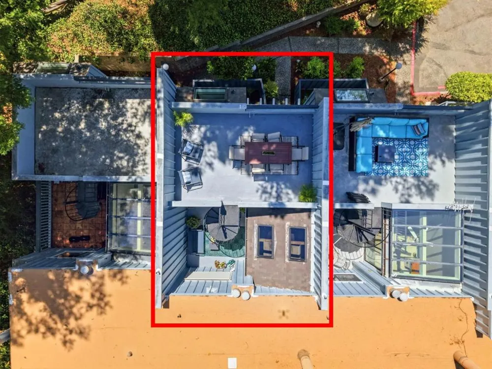 2052 Wharf Road Capitola, CA 95010
