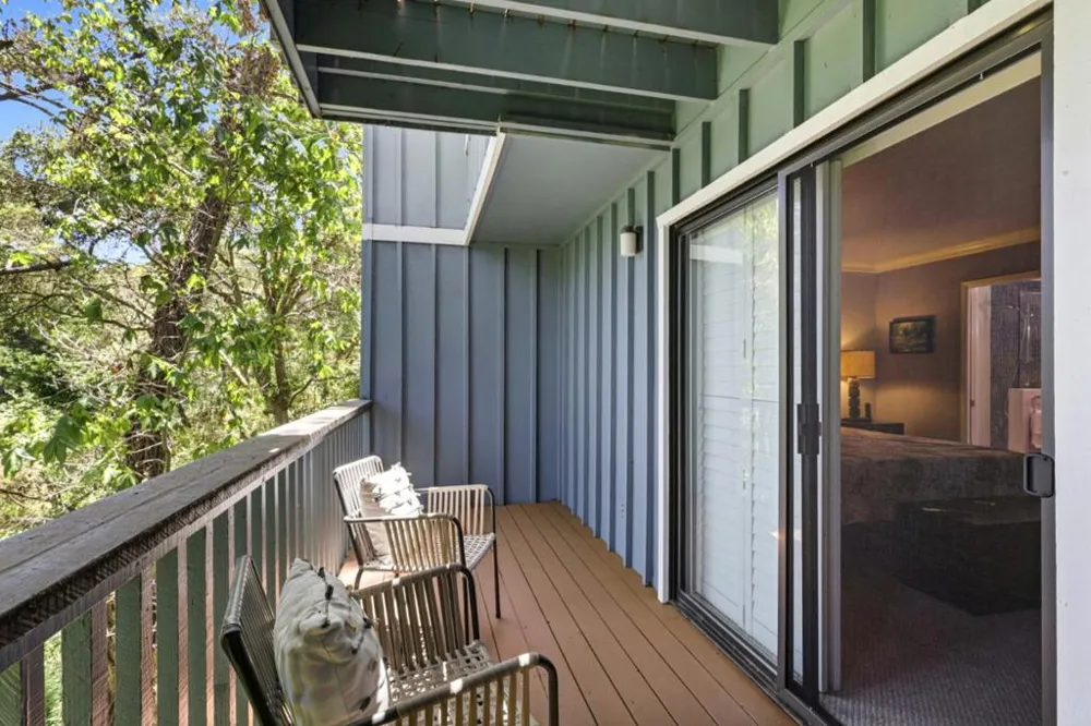 2052 Wharf Road Capitola, CA 95010