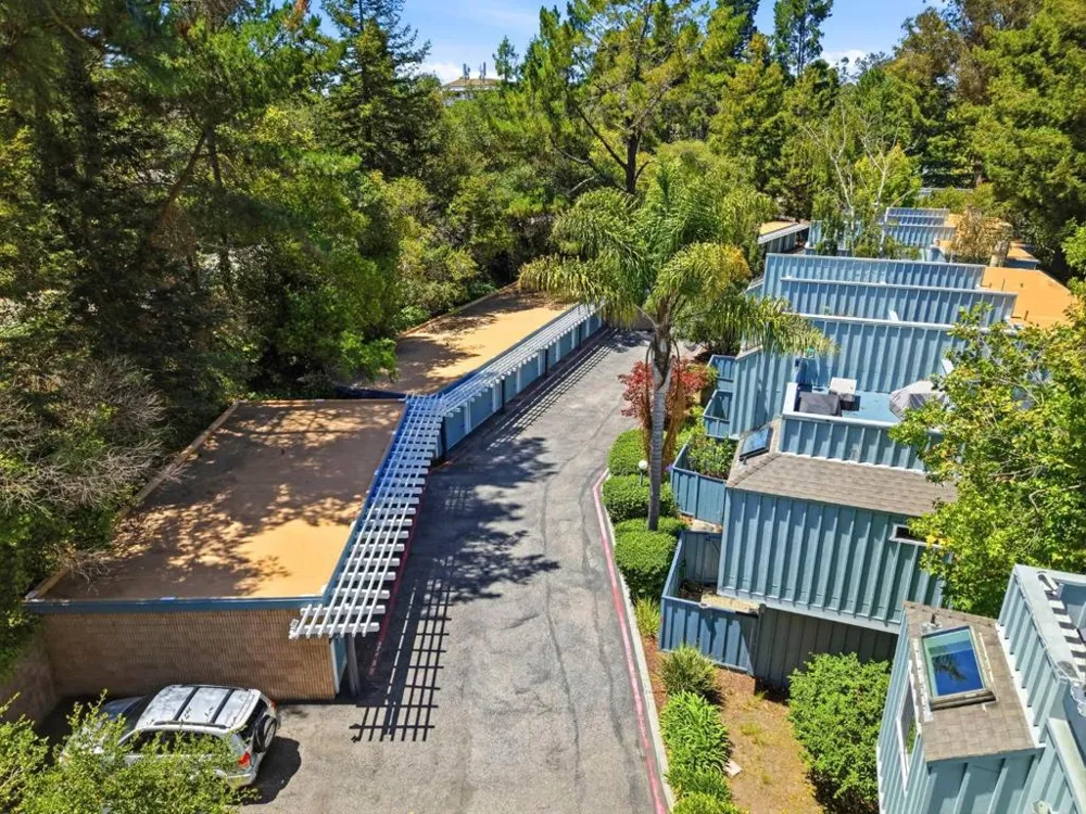 2052 Wharf Road Capitola, CA 95010