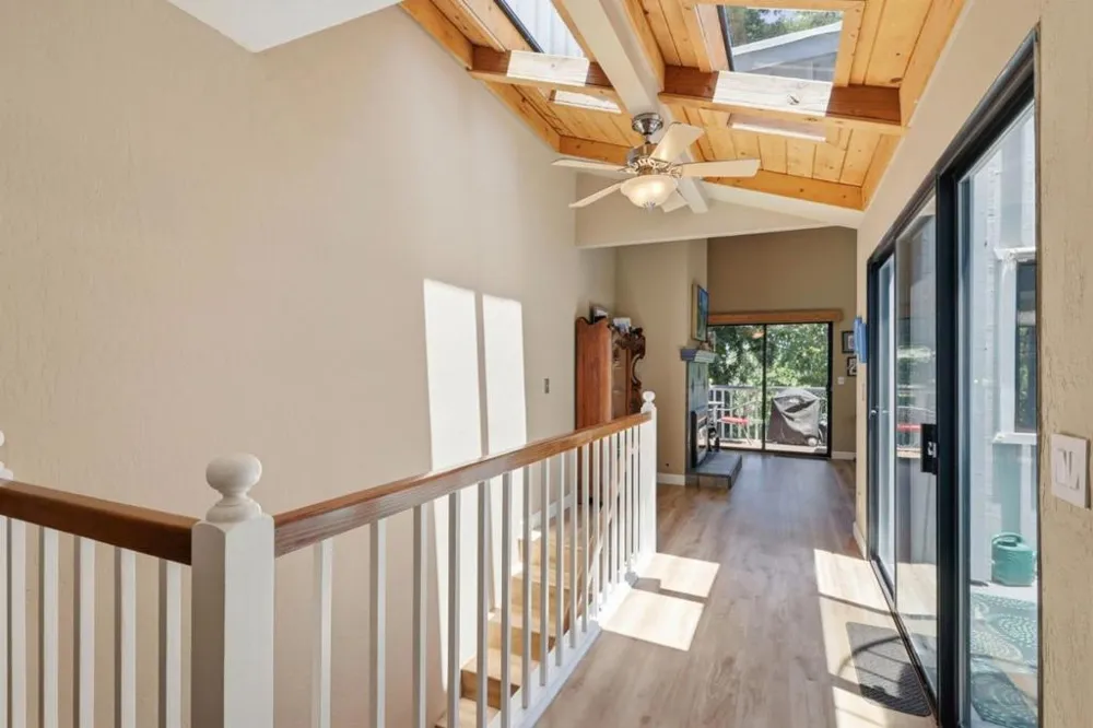 2052 Wharf Road Capitola, CA 95010