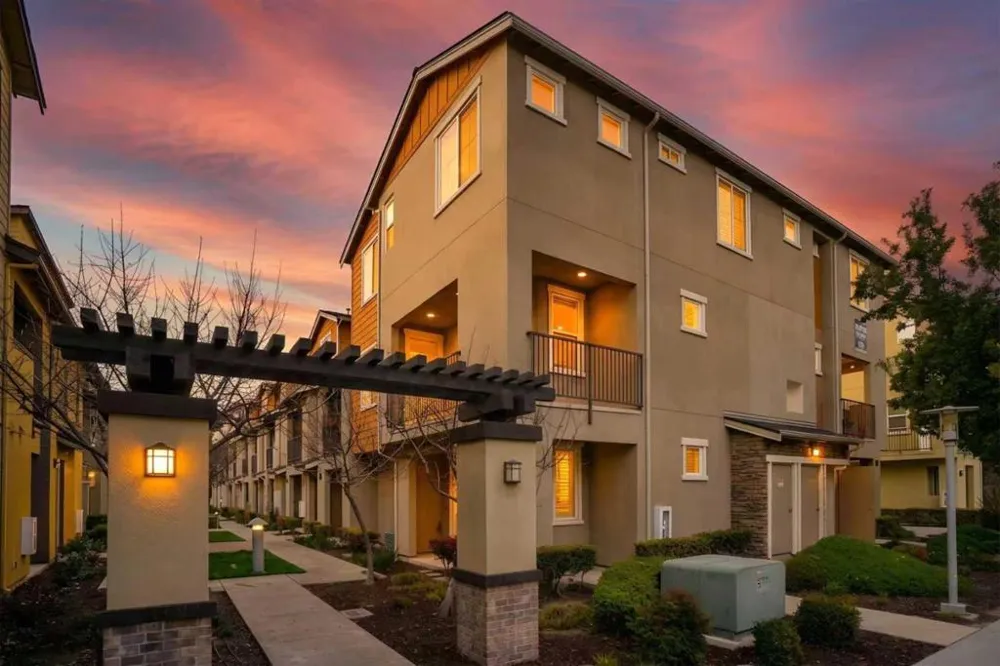 1297 Coyote Creek Way Milpitas, CA 95035