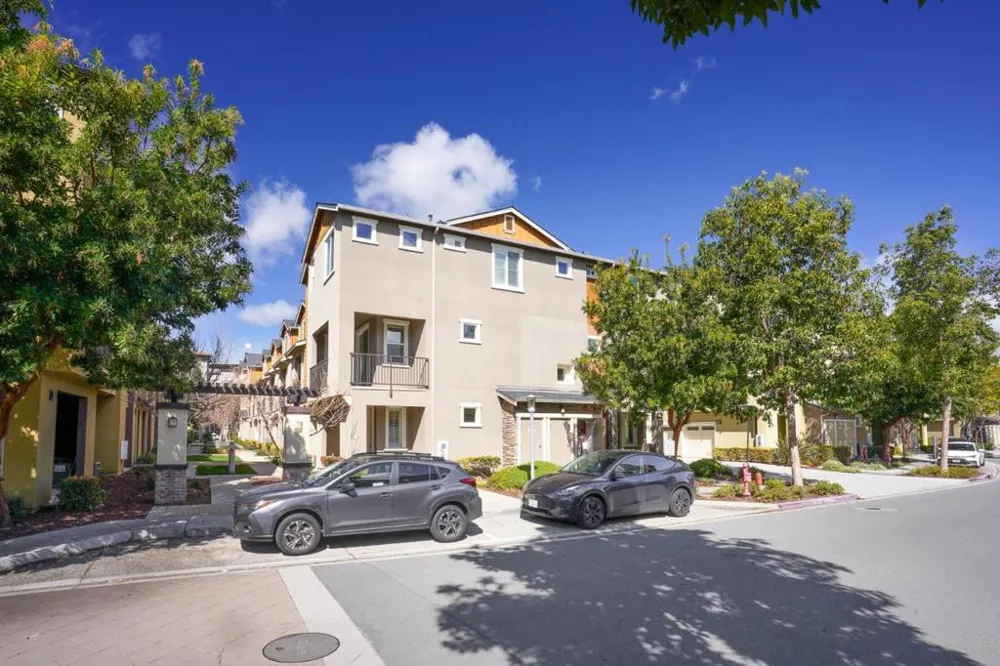 1297 Coyote Creek Way Milpitas, CA 95035