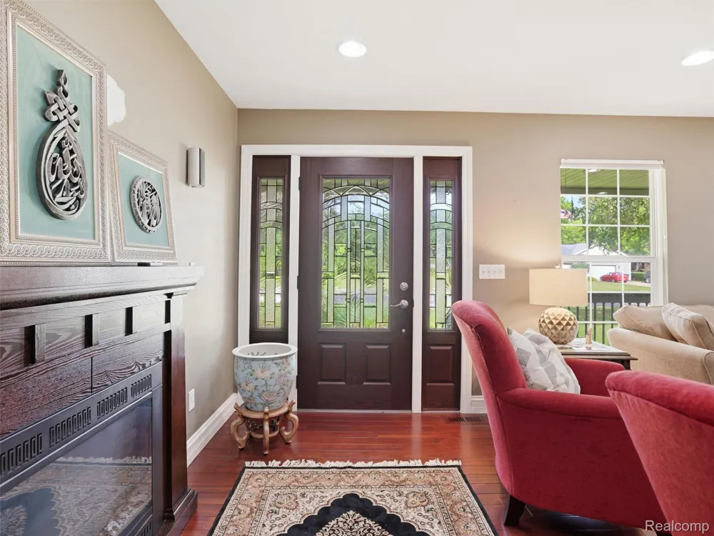 5556 Ormond Road White Lake Charter Township, MI 48383