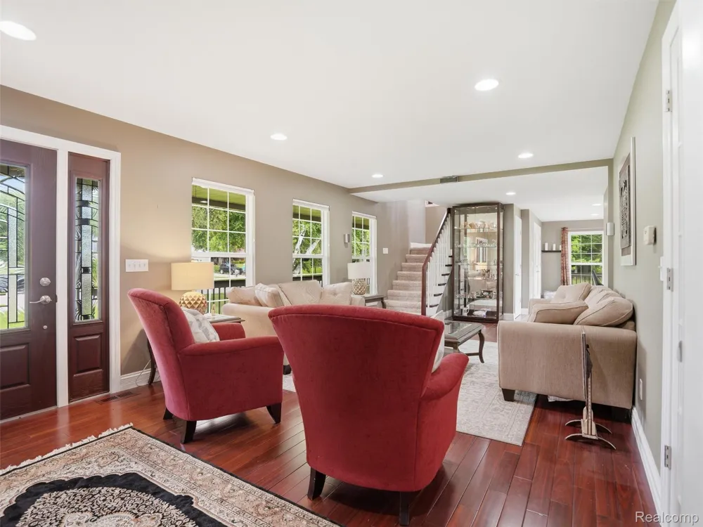 5556 Ormond Road White Lake Charter Township, MI 48383