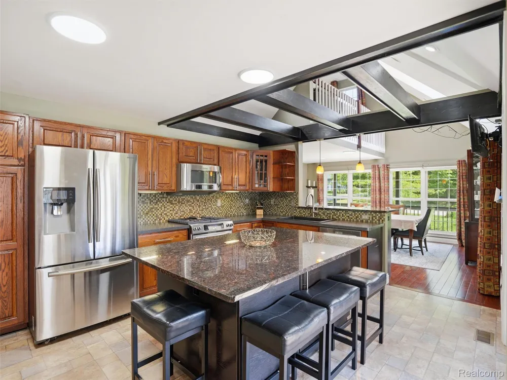 5556 Ormond Road White Lake Charter Township, MI 48383