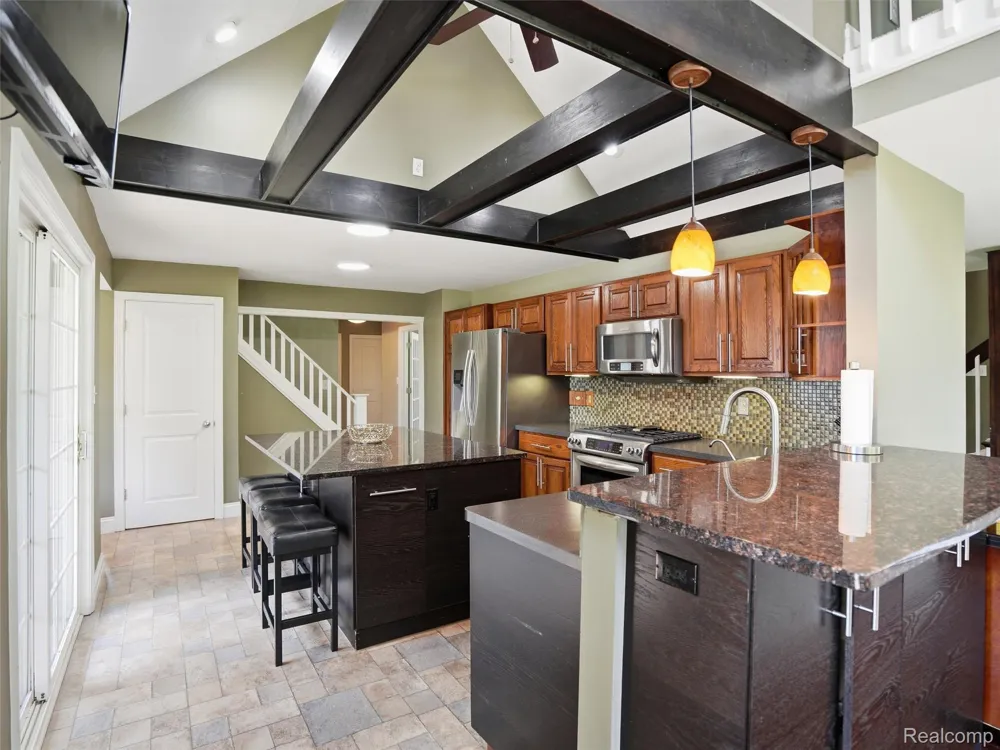 5556 Ormond Road White Lake Charter Township, MI 48383