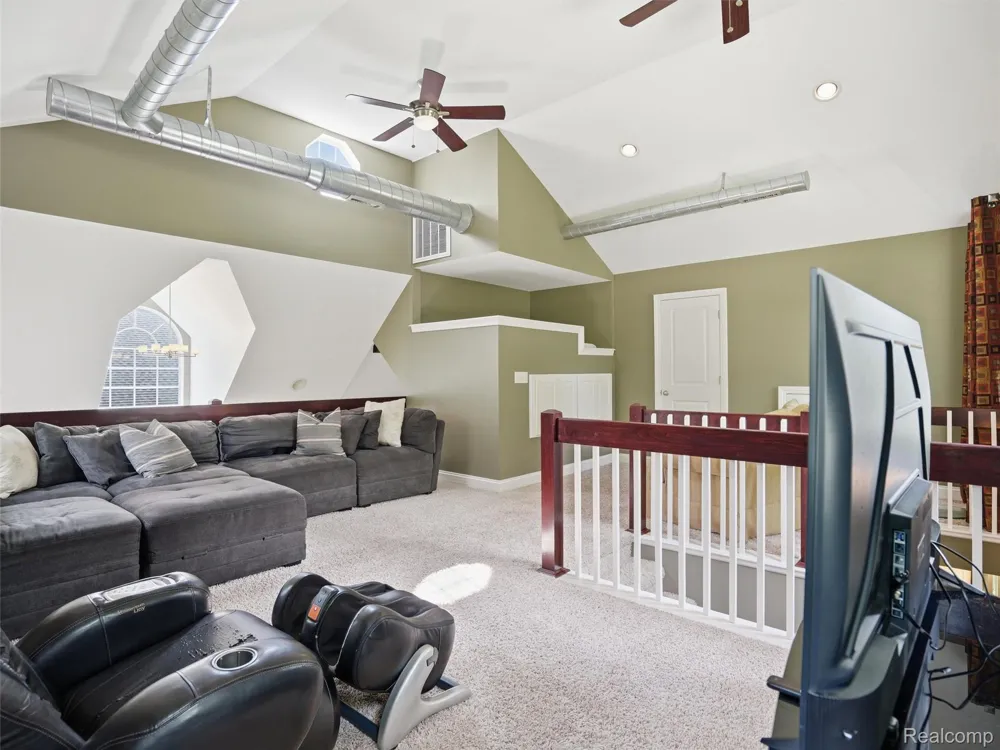 5556 Ormond Road White Lake Charter Township, MI 48383