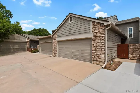 7583 W Euclid Drive