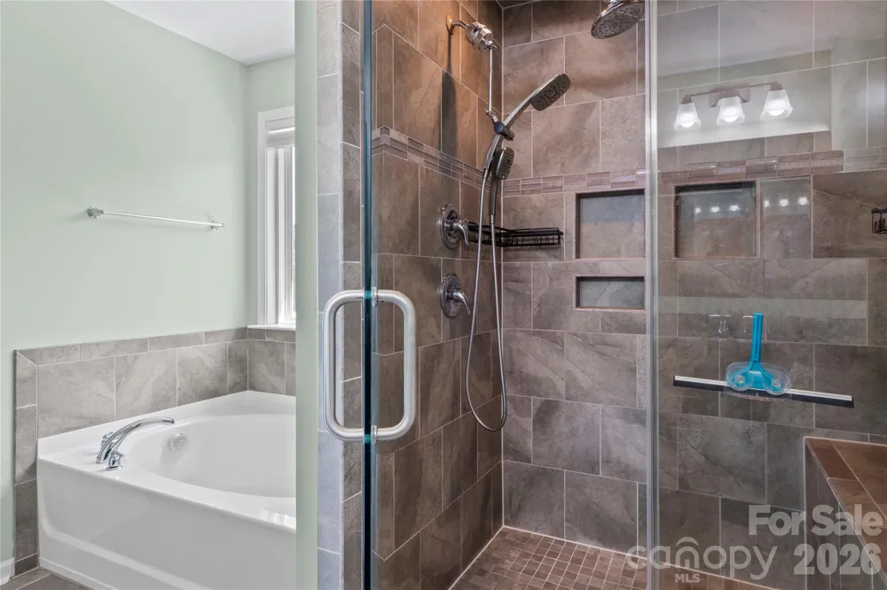 4515 Wedge Drive Pfafftown, NC 27040