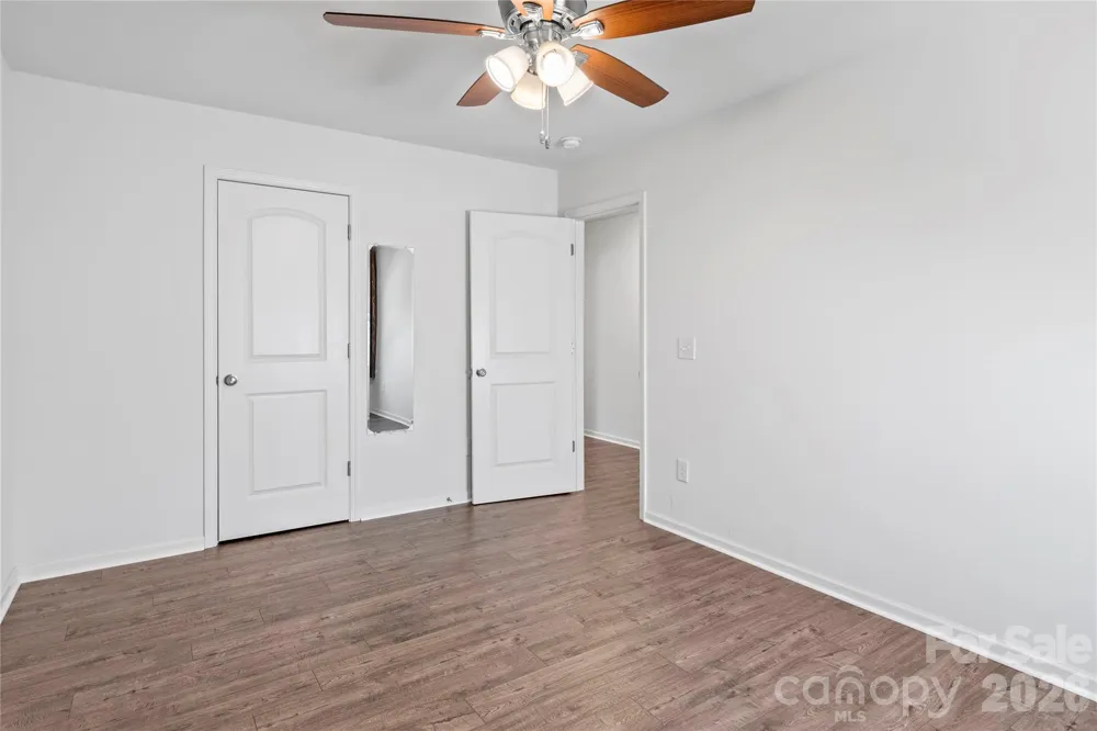 4515 Wedge Drive Pfafftown, NC 27040