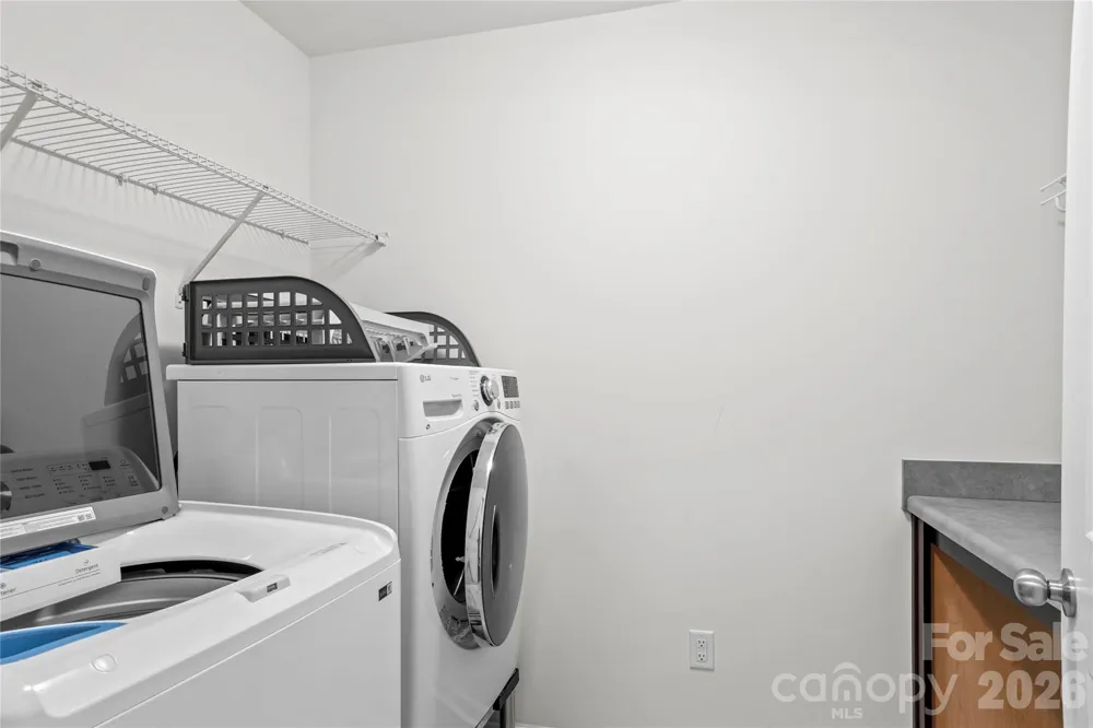 4515 Wedge Drive Pfafftown, NC 27040
