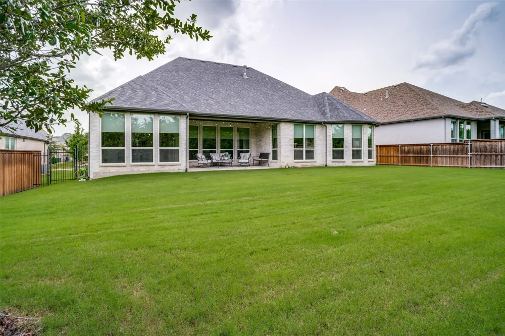 810 Country Brook Lane Prosper, TX 75078