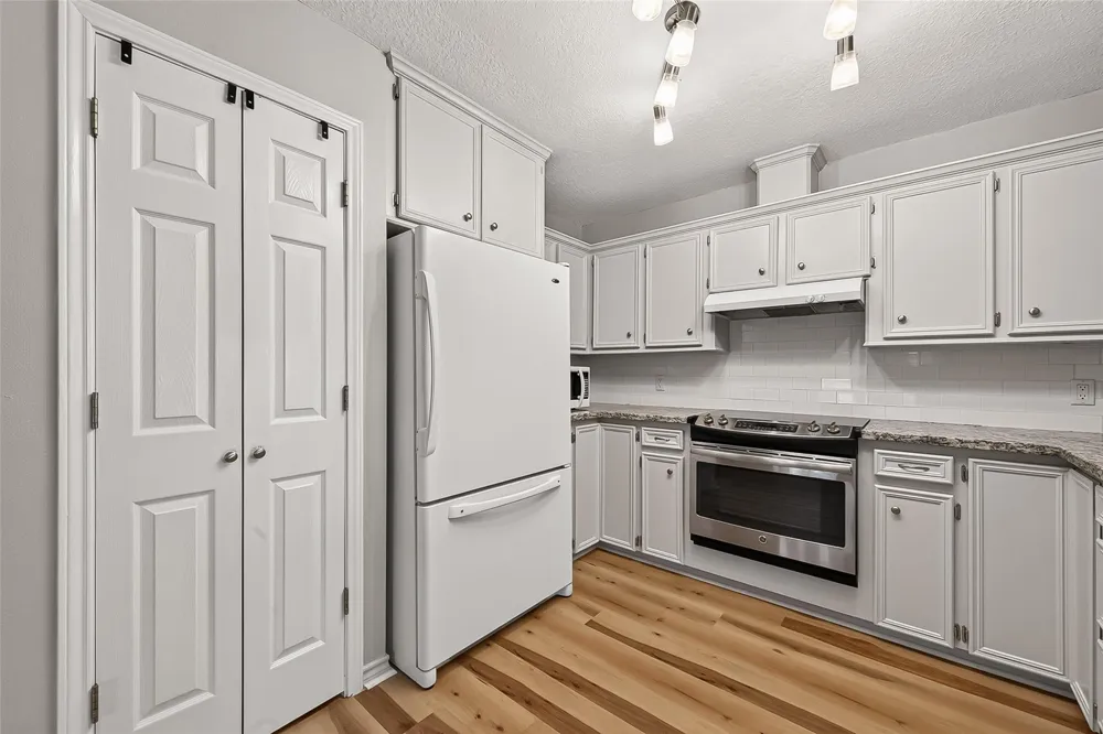 5317 County Road 868e Brazoria, TX 77422