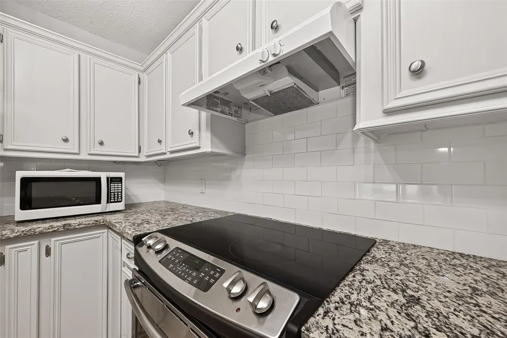5317 County Road 868e Brazoria, TX 77422