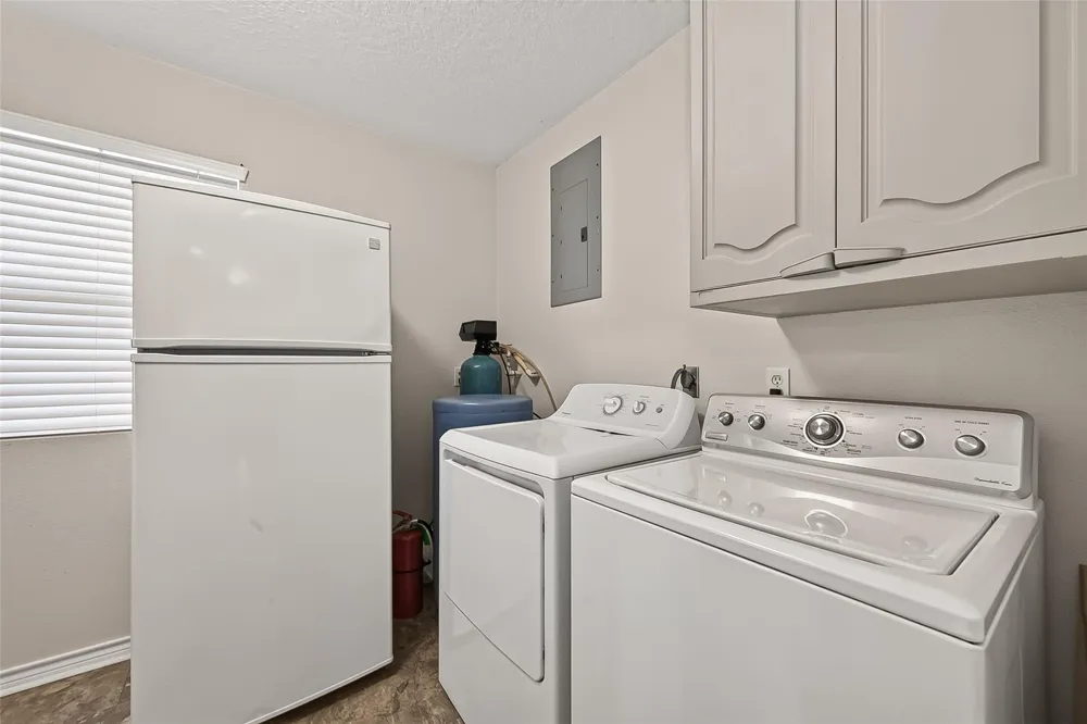 5317 County Road 868e Brazoria, TX 77422