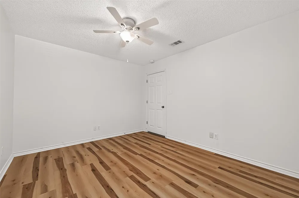 5317 County Road 868e Brazoria, TX 77422