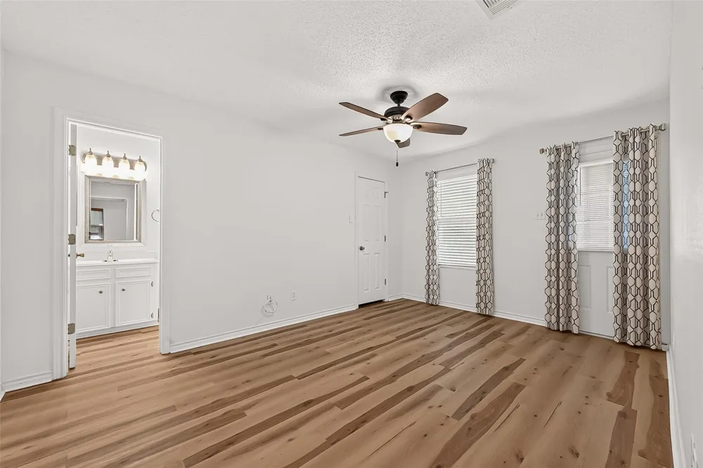 5317 County Road 868e Brazoria, TX 77422