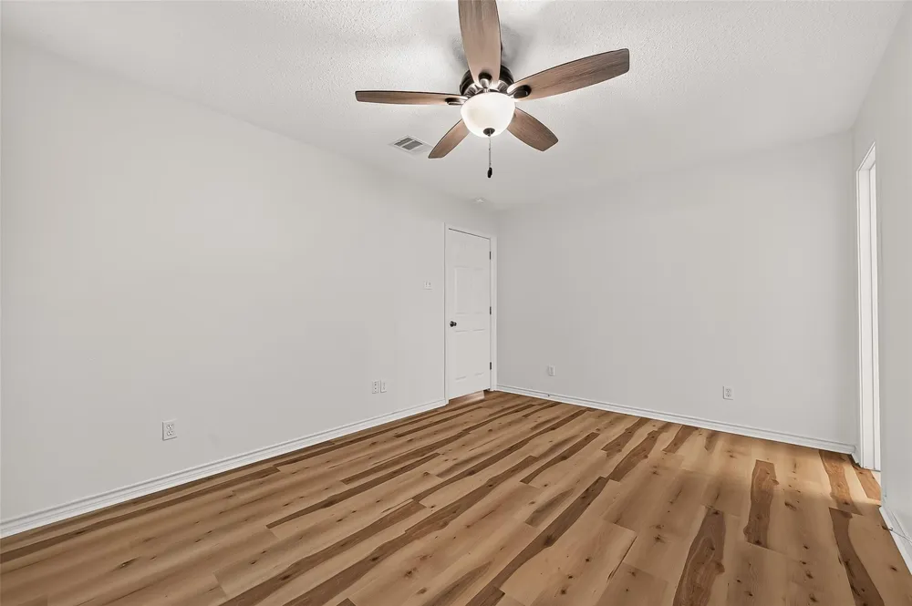 5317 County Road 868e Brazoria, TX 77422
