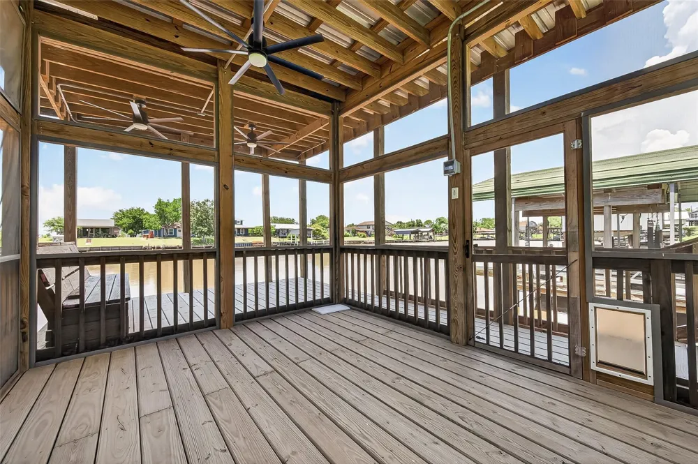 5317 County Road 868e Brazoria, TX 77422