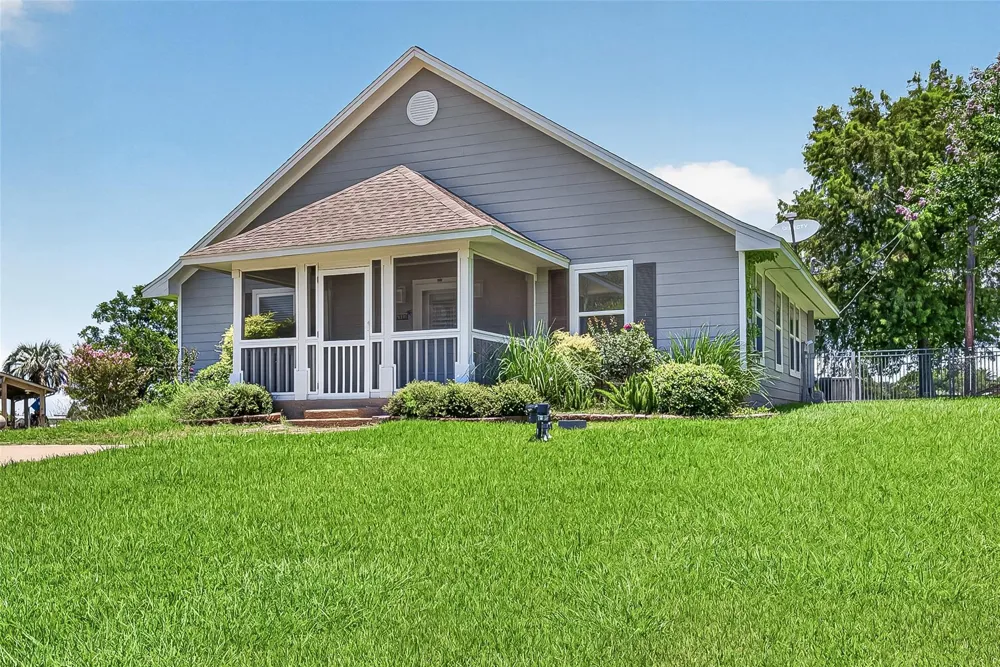 5317 County Road 868e Brazoria, TX 77422