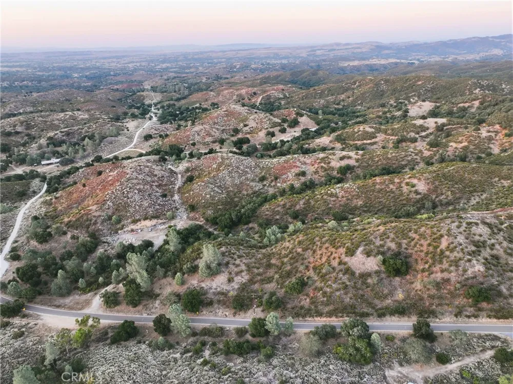 5885 Lion Ridge Creston, CA 93432