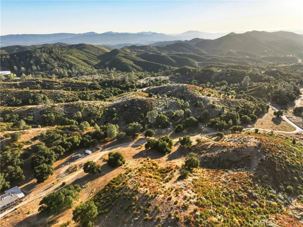 5885 Lion Ridge Creston, CA 93432