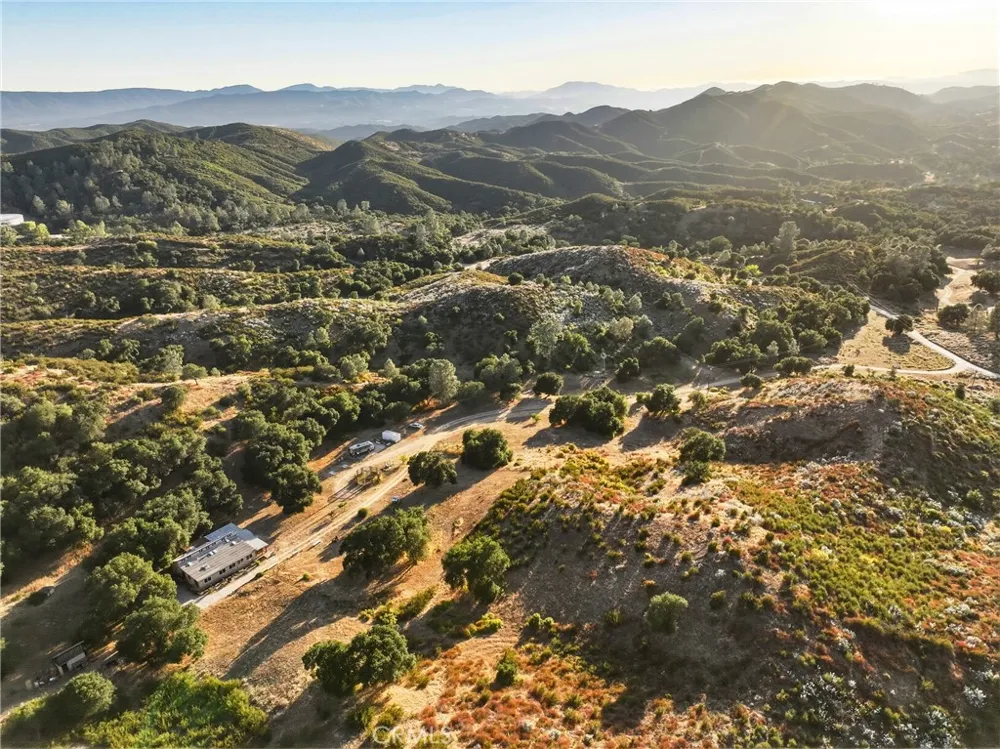 5885 Lion Ridge Creston, CA 93432