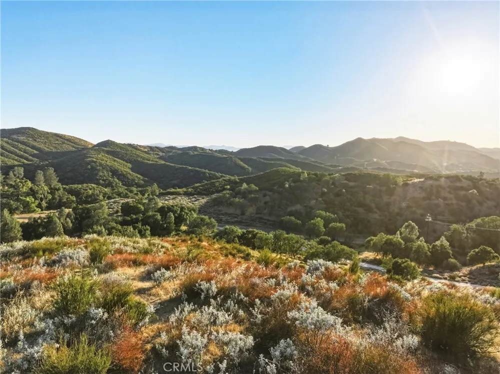 5885 Lion Ridge Creston, CA 93432