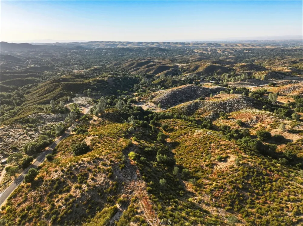 5885 Lion Ridge Creston, CA 93432
