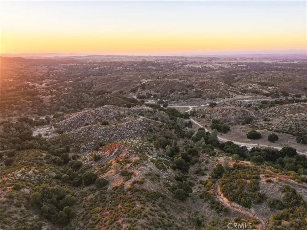 5885 Lion Ridge Creston, CA 93432