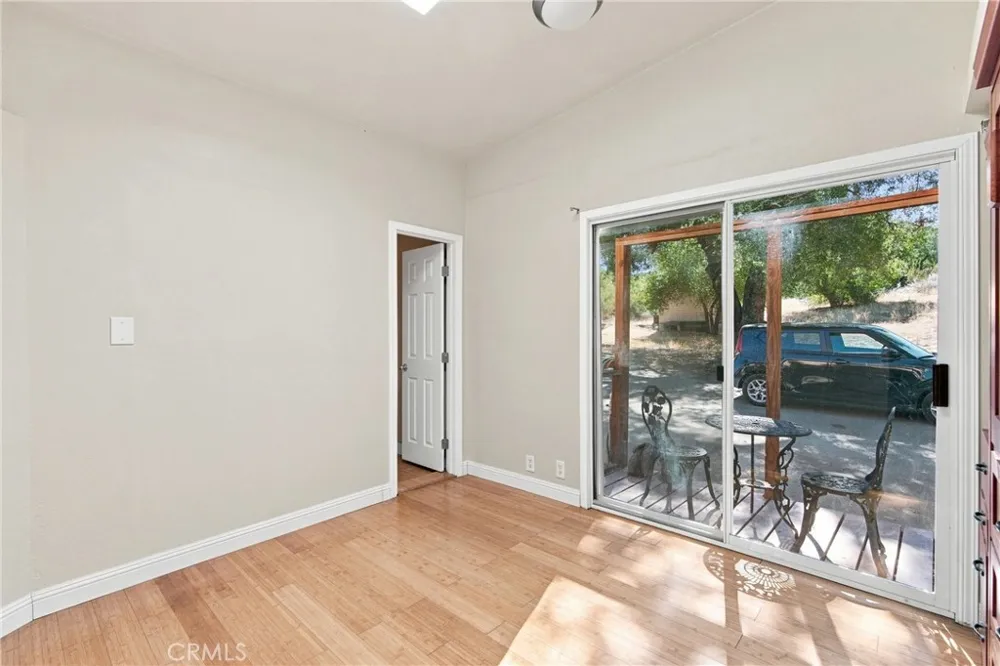5885 Lion Ridge Creston, CA 93432