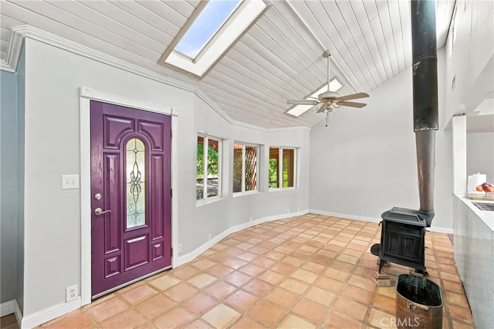 5885 Lion Ridge Creston, CA 93432