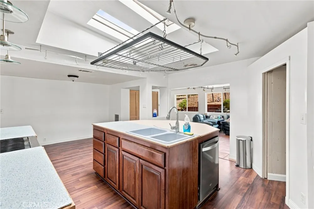 5885 Lion Ridge Creston, CA 93432
