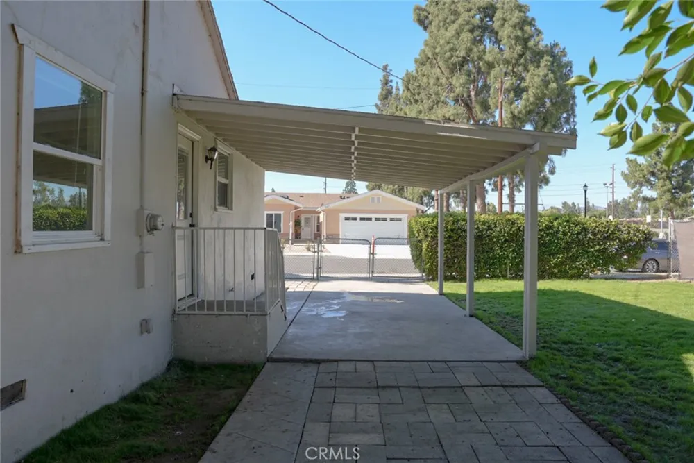 1664 Oak Placentia, CA 92870