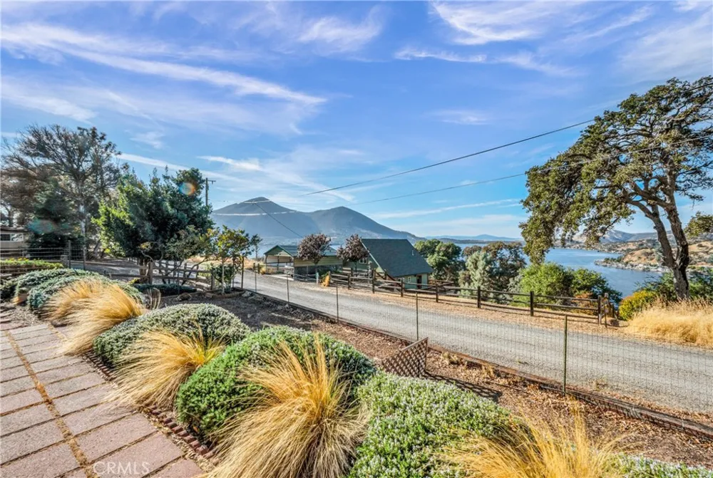 3012 Oak Crest Drive Clearlake, CA 95422